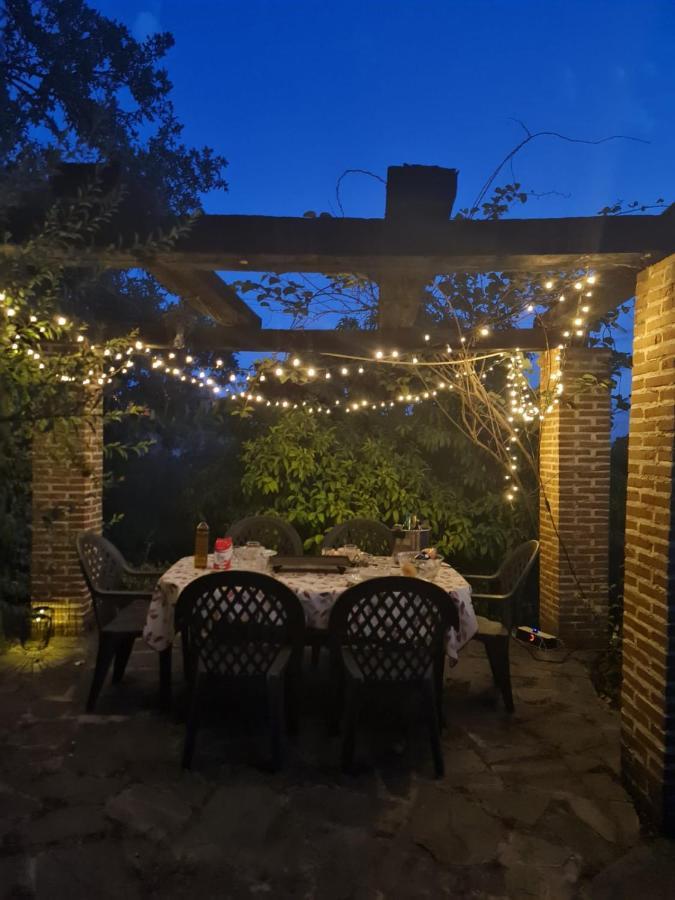Casa Rural En Candeleda Con Piscina Y Un Maravilloso Jardin Экстерьер фото