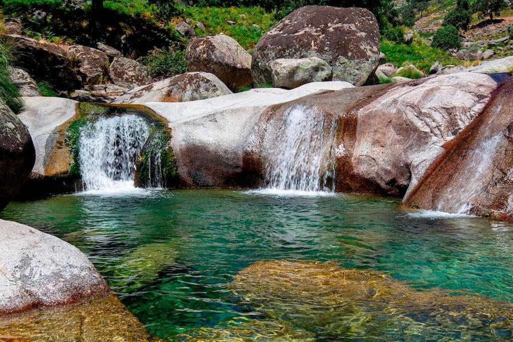Casa Rural En Candeleda Con Piscina Y Un Maravilloso Jardin Экстерьер фото