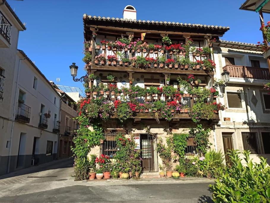 Casa Rural En Candeleda Con Piscina Y Un Maravilloso Jardin Экстерьер фото