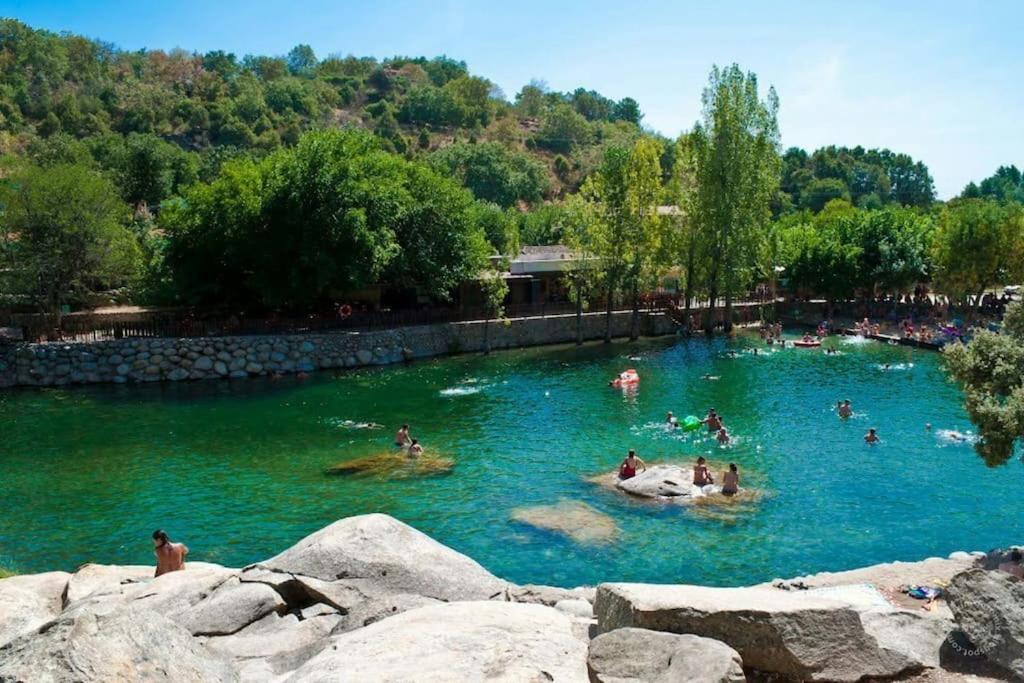 Casa Rural En Candeleda Con Piscina Y Un Maravilloso Jardin Экстерьер фото