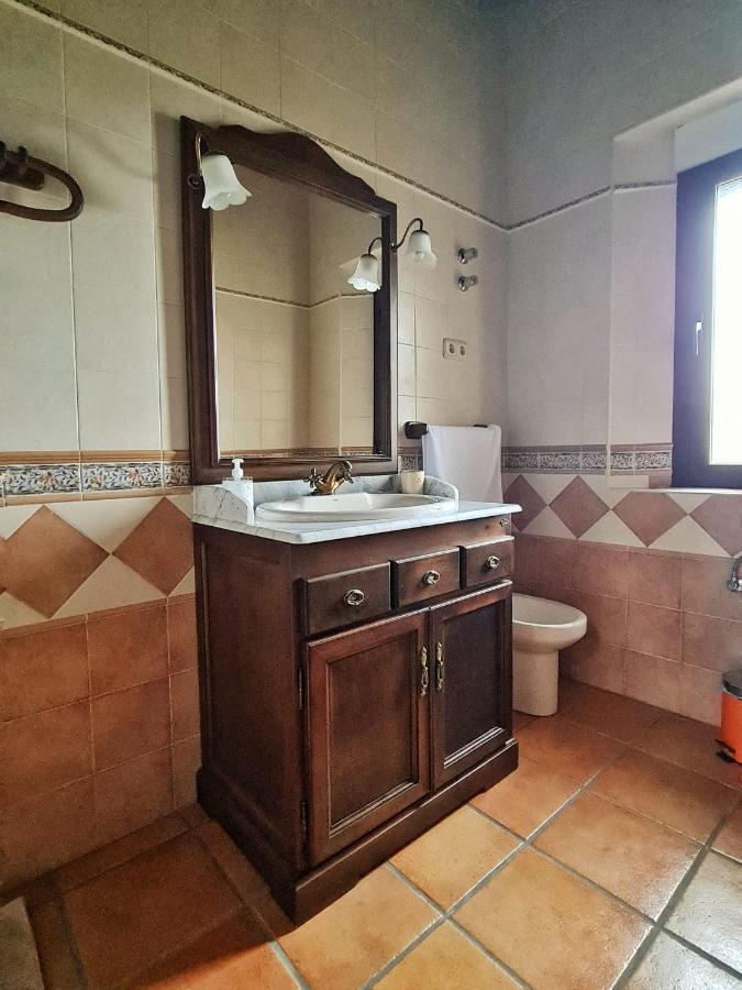 Casa Rural En Candeleda Con Piscina Y Un Maravilloso Jardin Экстерьер фото