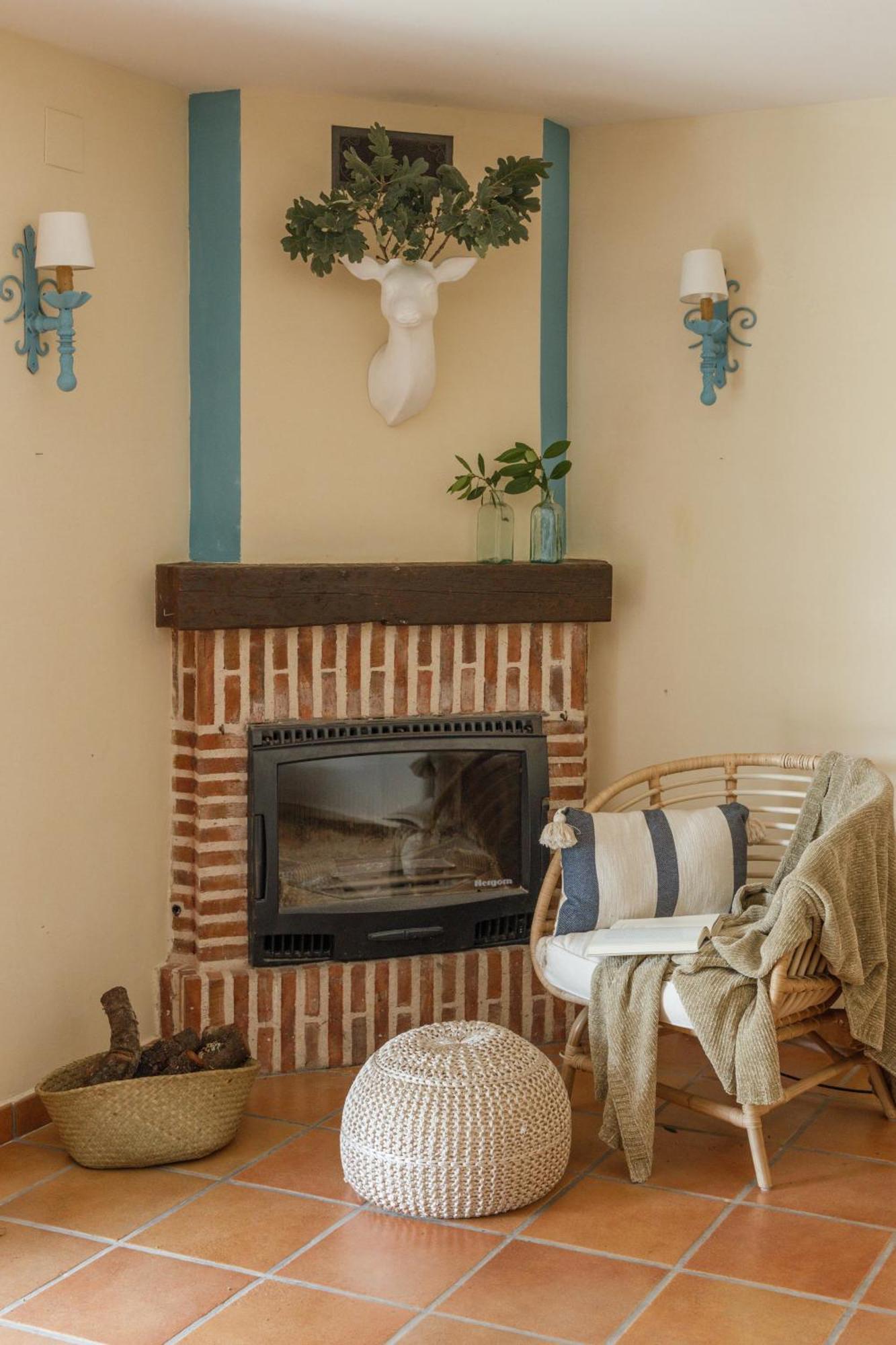 Casa Rural En Candeleda Con Piscina Y Un Maravilloso Jardin Экстерьер фото